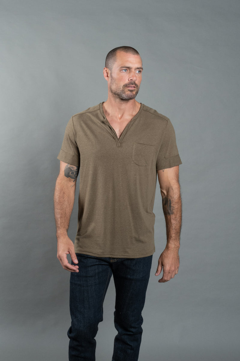 Men's Jersey Raw Neck Curved Pocket Tee — Herb