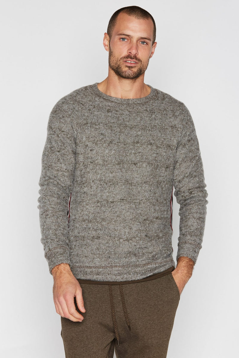 Men's Soft Knit Melange Side Stripe Pullover Sweater — Brown