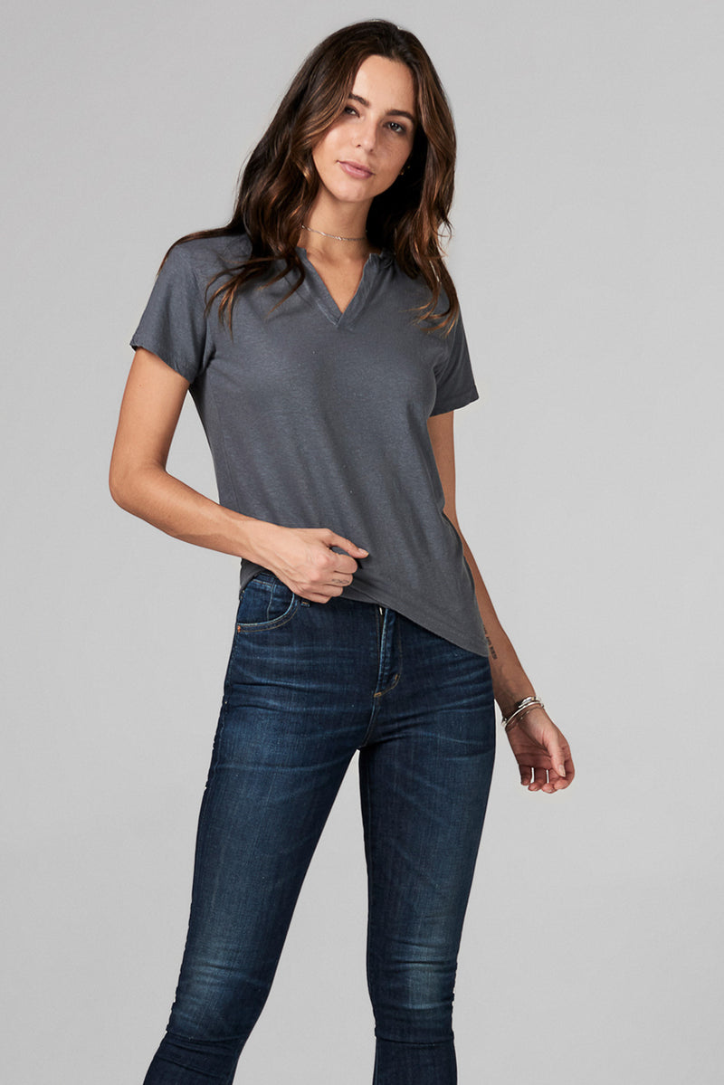 WOMEN'S LINEN BLEND CROSS V NECK TEE - GREY — GREY