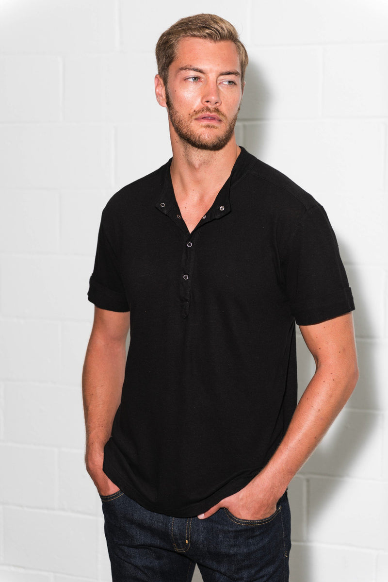 Men's Cotton Linen Snap-Up Mock Neck Tee — Black