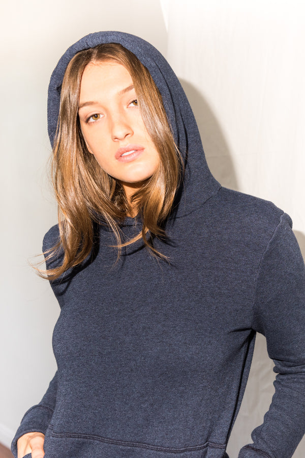 WOMEN'S FRENCH TERRY PULLOVER HOODIE - NAVY