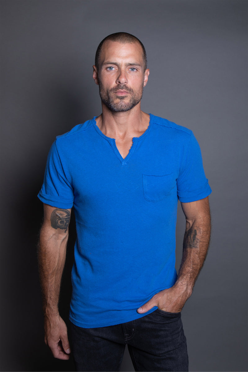 Men's Linen Blend Raw Edge Split V-Neck Tee