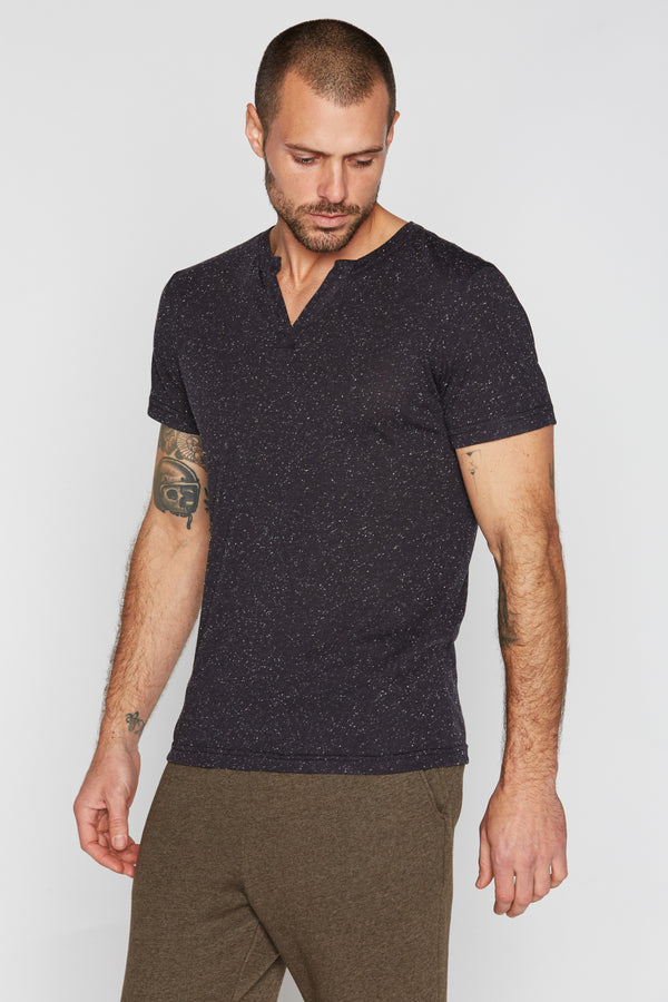 Men's Cross V-Neck Tee - Multi-Dot Black & White